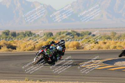 media/Nov-19-2023-CVMA (Sun) [[1f3d1b7ccb]]/Race 17 Amateur Supersport Middleweight/